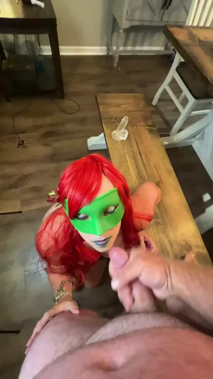 Poison Ivy loves cum!