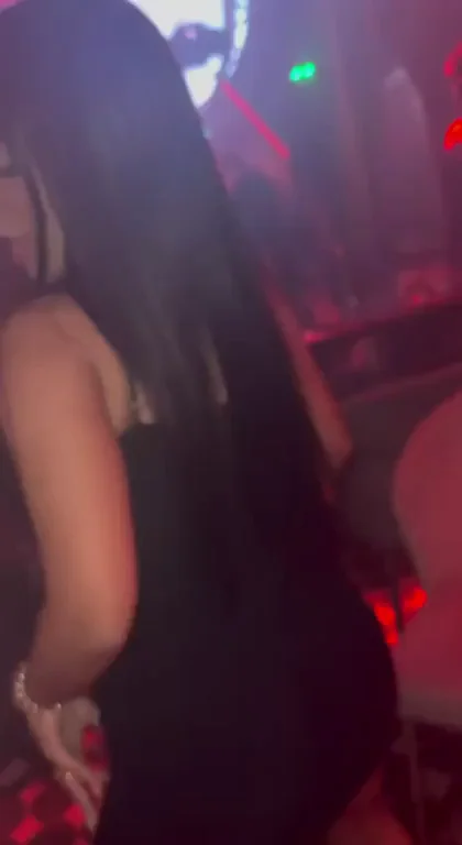 Party Latina Shaking That Fat 🍑🔥