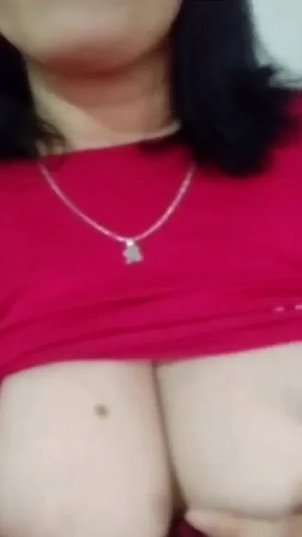 Big Tiddy Goth GF's Delicious Dildo Tease 🍆💦