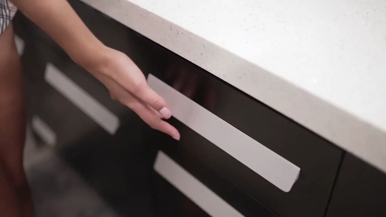 Step-sister masturbates openly in the kitchen.
