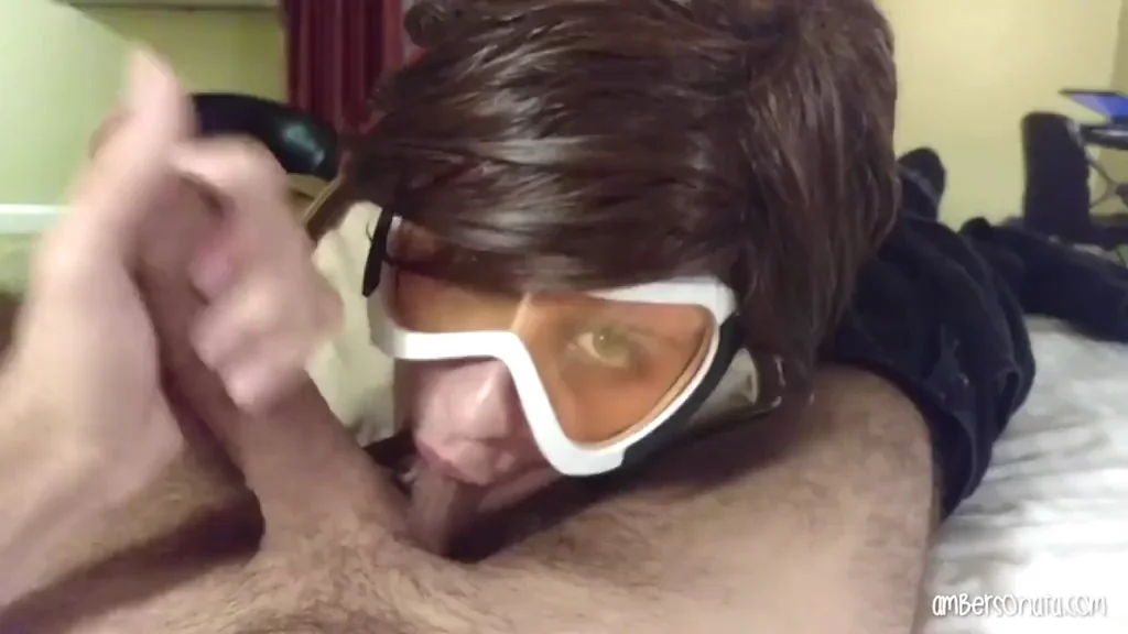 Slutty Overwatch Tracer Cosplay Girl Sucks and Fucks