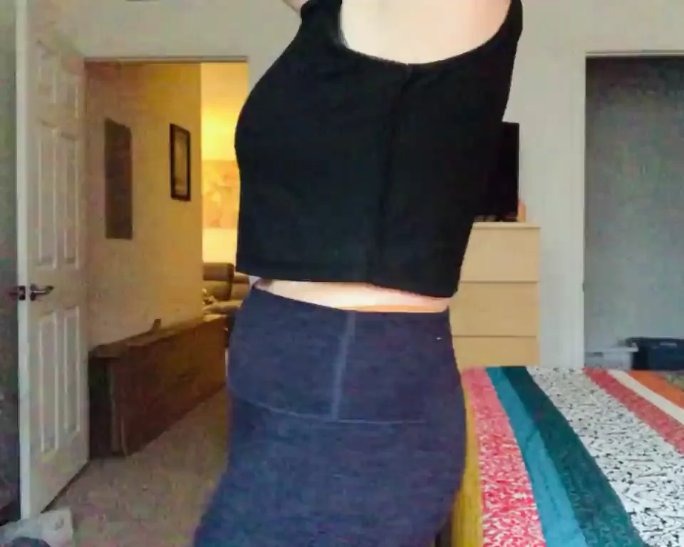 I need a sexy lady to suck on these ?