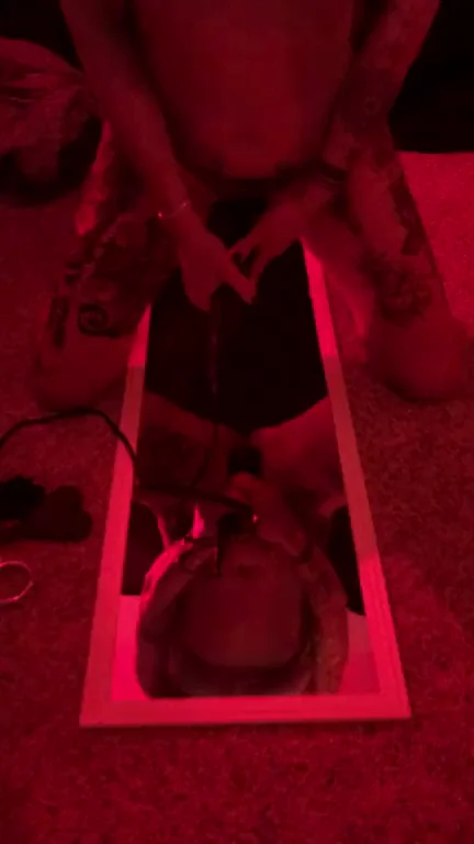 Cuckquean Hentai Slut Fingers Her Dripping Pussy Watching Hubby Pound Tinder Teen on FaceTime