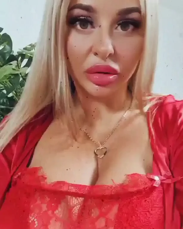 Do you like the color red ?