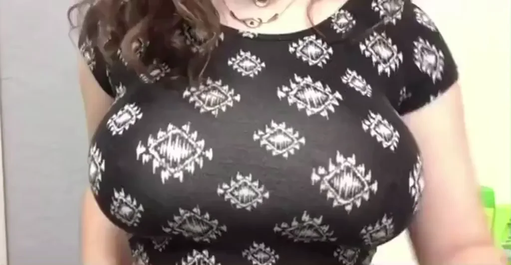 🍆💦 (F)21 Begs: Spread Your Hot Cum All Over My Massive Tits? 😈