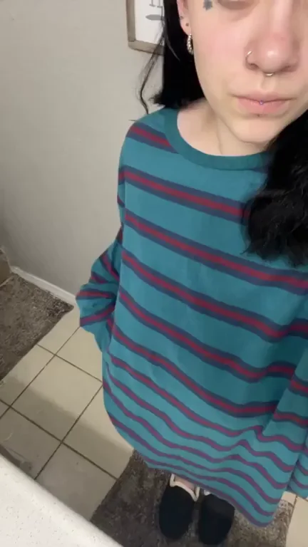 Suck My Saggy Tits & I'll Gulp Your Cock 😈💦