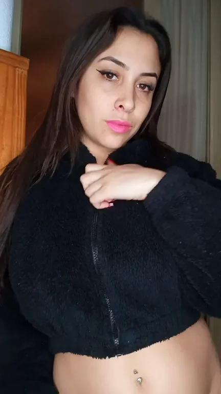 🔥 Latina Tease Surprises with Massive Hidden Tits! 😍🍈🍈