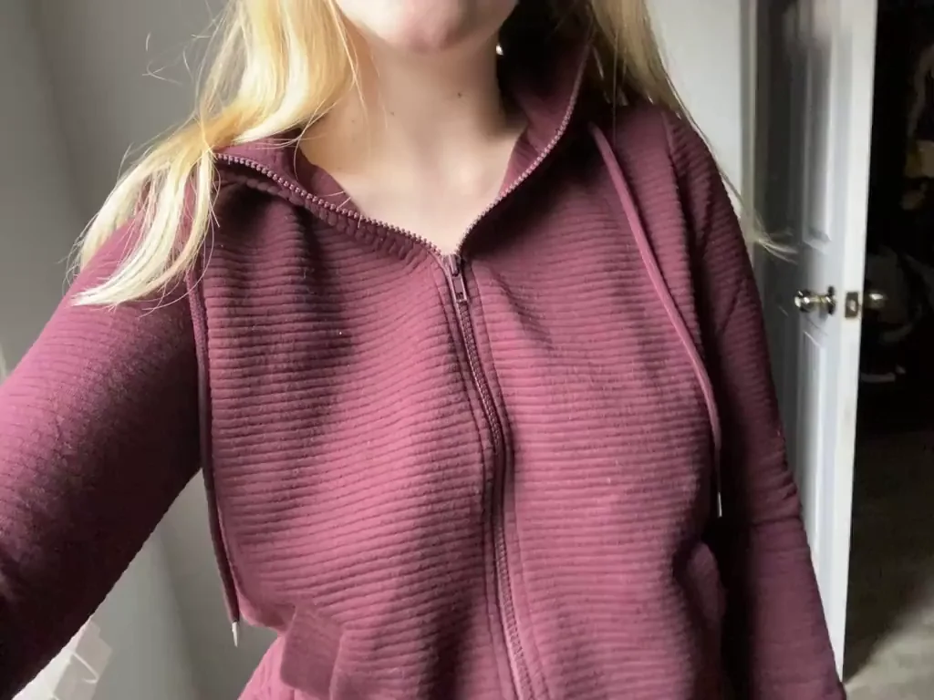 Unzipping My Hoodie for Huge Tit Surprise 🍒🔥