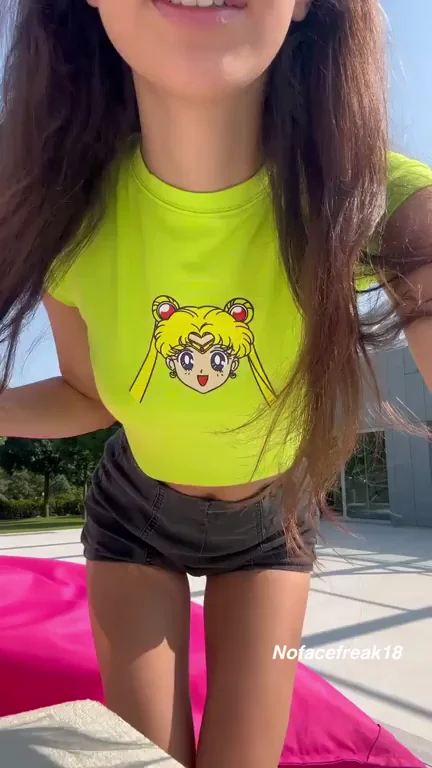 86lbs and natural tits, the perfect toy ðŸ™ˆ