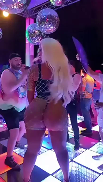 Haley Layne's Massive Booty Twerk Fest 🍑🔥