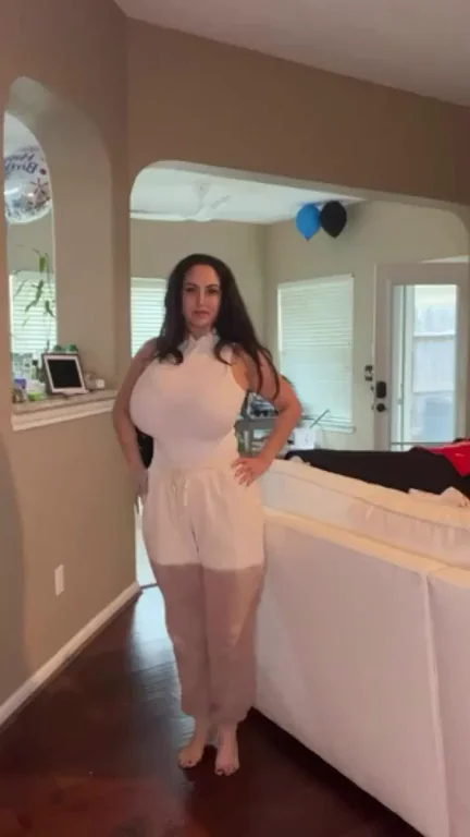 Most wanted MILF