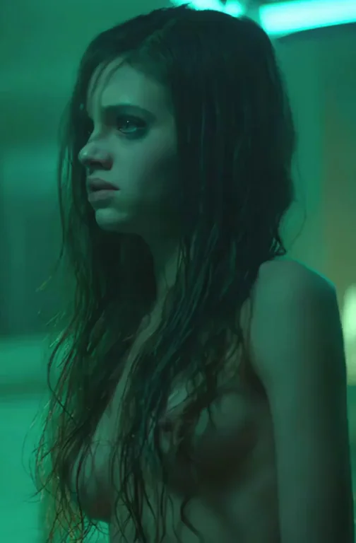 India Eisley in Look Away