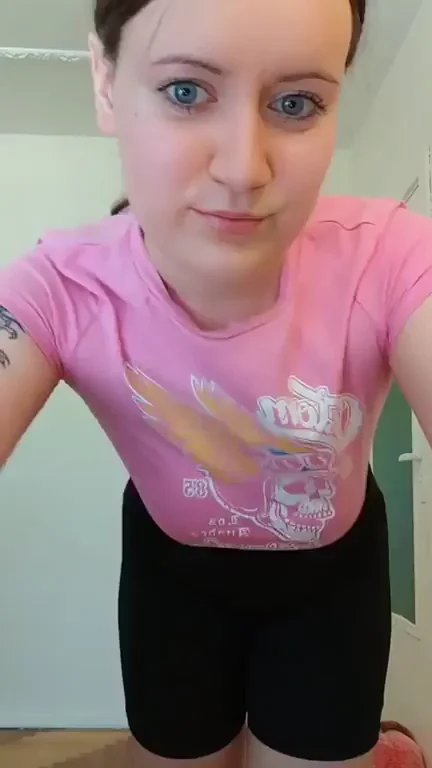 Wanna Blast My Load All Over Your Cute Face? 😈💦
