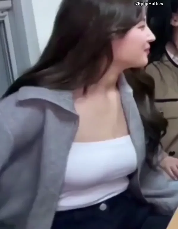 Nancy Momoland