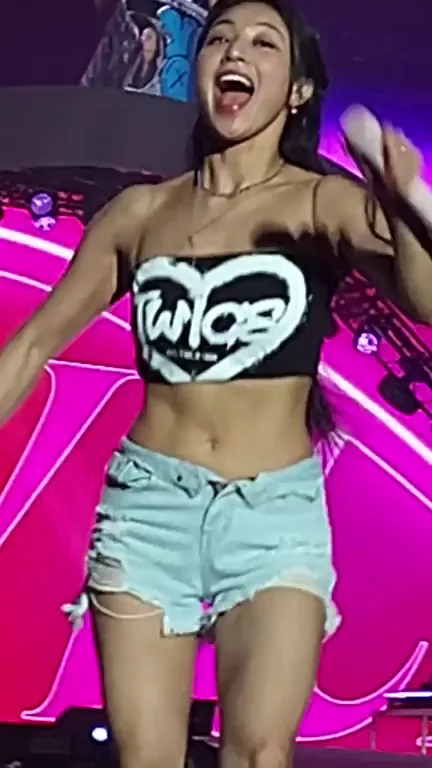 🔥 TWICE Jihyo's Slutty Stage Tease 💦 Kpop Fap Fuel