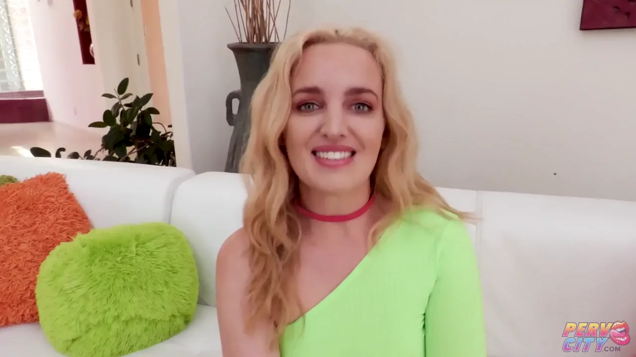 Aussie Slut Charlie Forde Explodes in Anal Cum Bliss