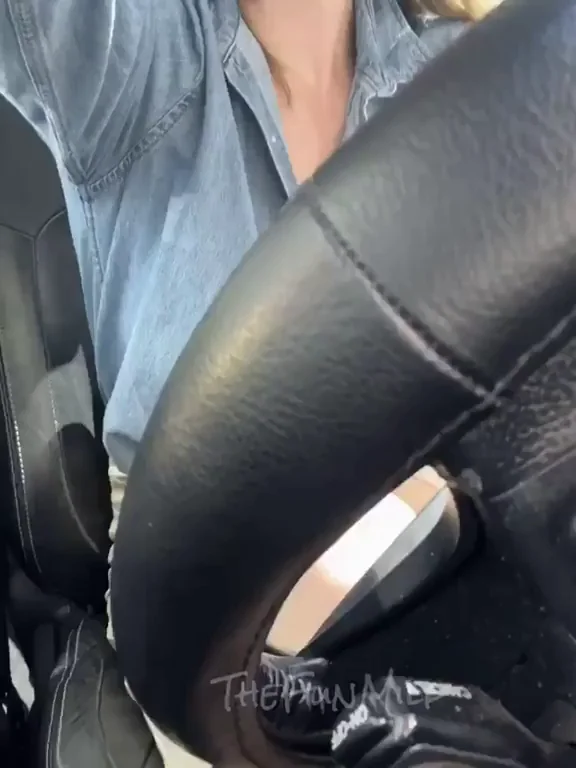 Tits out before work! [GIF]