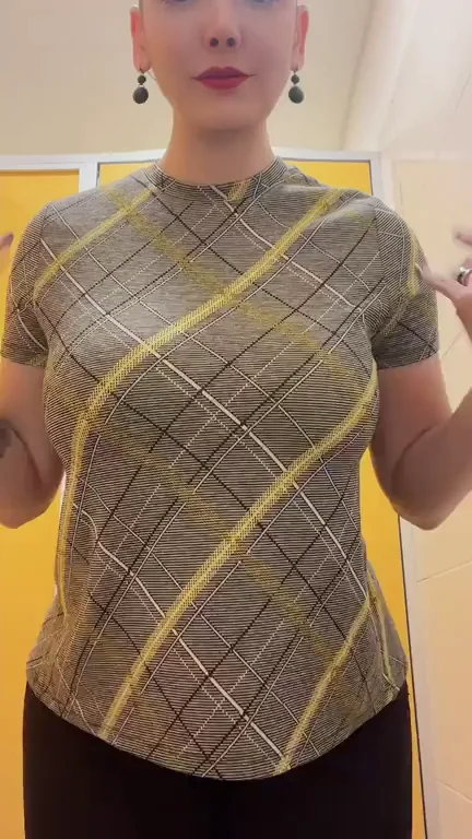 ASAP Attention Needed for My 2 Massive Office Tits! 🍒💼🔥