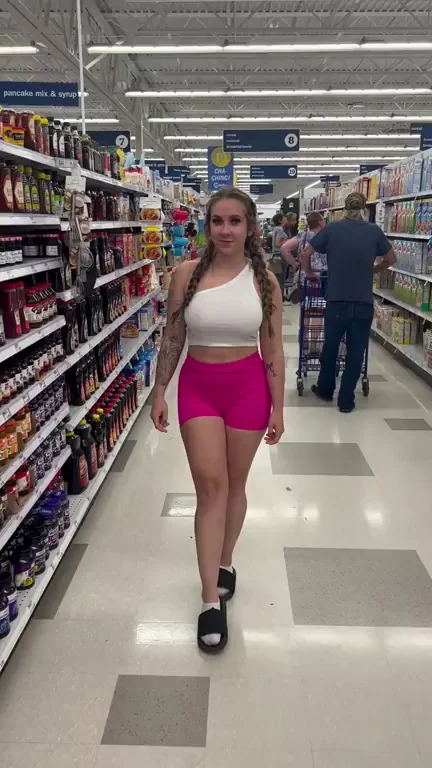 🛒 Grocery Store Tit Flash Slut 😈💦
