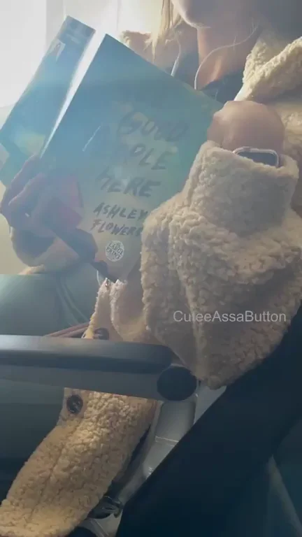 Flight Attendant's Tie Book Tease: Slutty Read Turns Nude on the Plane