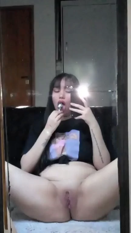 Sucking My Thick Plug to Drench My Juicy Pussy Wet 😈🔥