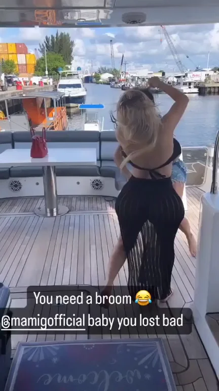 Bolted on drama! â˜ ï¸🍑