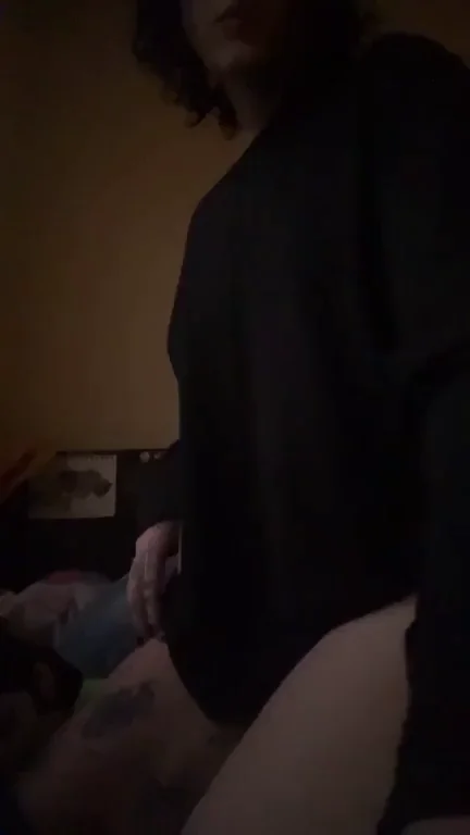 Heres your daily dose of girldick!
