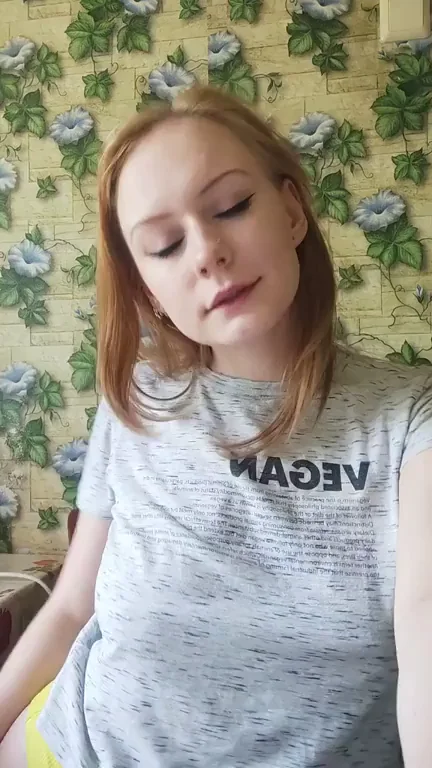 Do I Earn My A+? 🔥 Ginger Slut Flashes Tits for Grades 😈