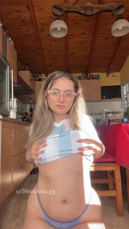 breed me while we watch football