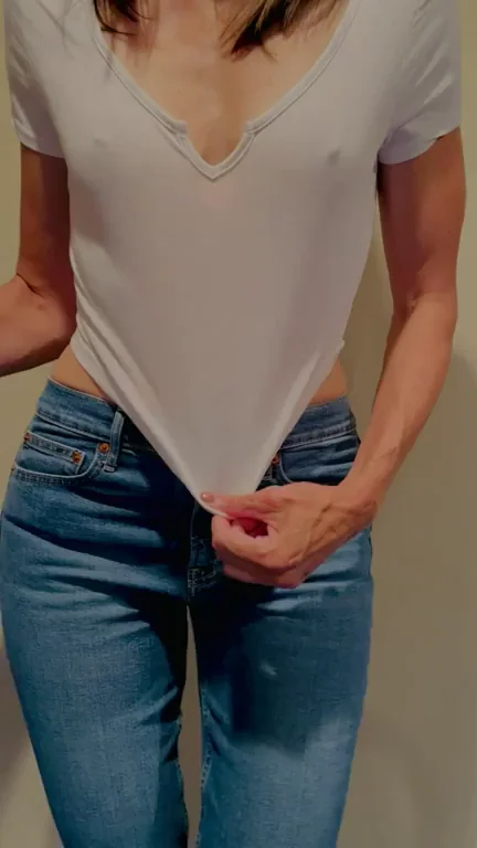 Casual day flash. (f)46