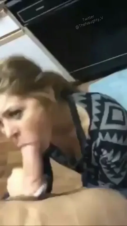 I promise to be this cute when sucking your cock