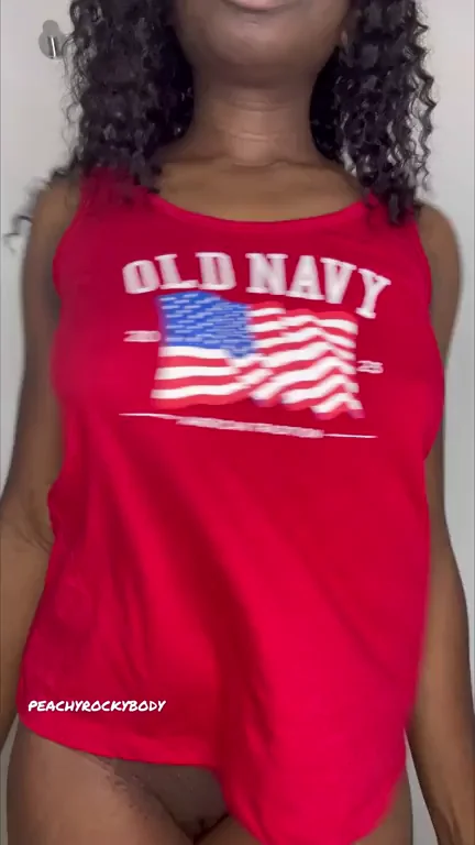 Ebony Babe's Massive Bouncy Tits Ignite Your 4th of July 🔥🍉🤤