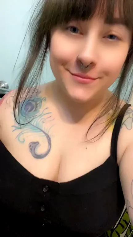 Meet me in the bathroom