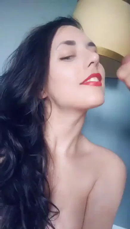 Saffron the Cum Goddess 💦👅 Facial Bliss