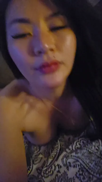 Love it when daddy fucks my little pussy like this!
