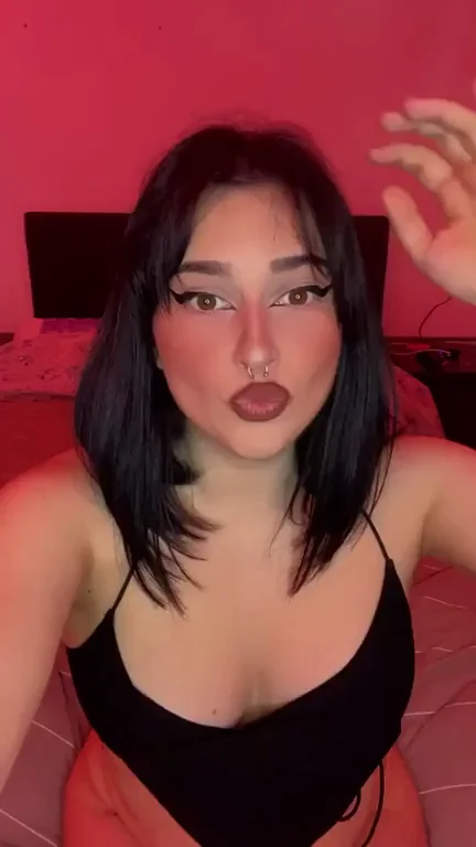 [Group] Three guys at once is how I like it 😁