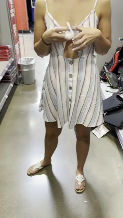 I prefer clothes that are easy to take of[F]