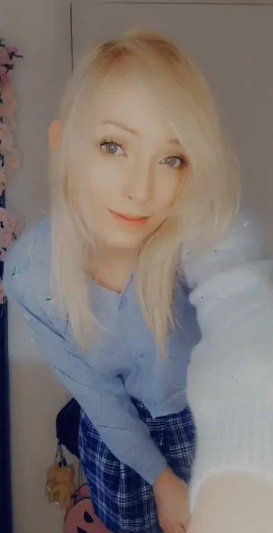 I bleach my hair and suddenly act like the biggest slut..