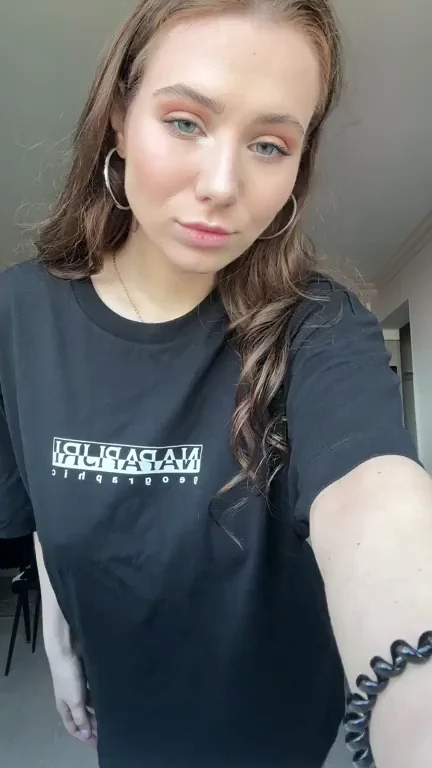 Hi I'm your new boss, let's have a meeting