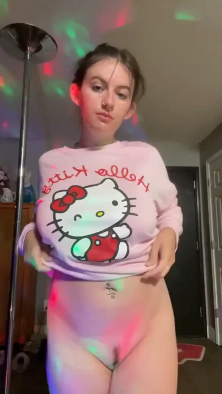 is your ideal fuckdoll a thicc girl? (OC)