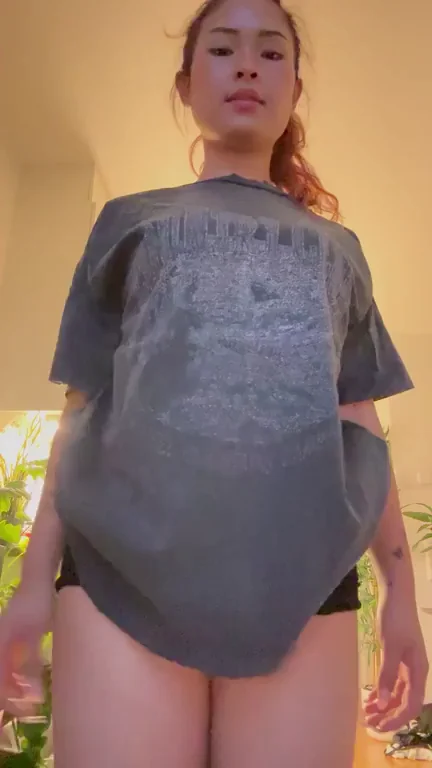 I wanna be your asian internet girlfriend <3 [OC]