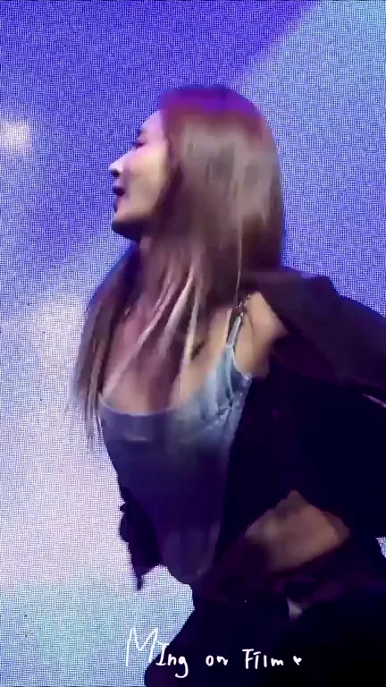 SNSD - Yuri
