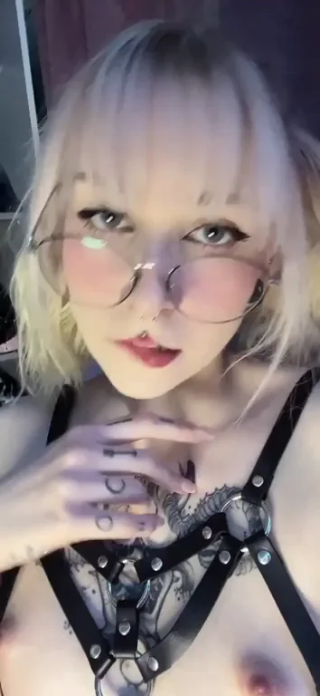 [F]uckdoll is ready for your instructions