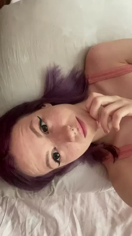 Do you like the way I shake my tits?
