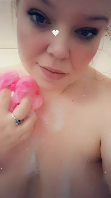 🔥 Redhead BBW Soul-Snatcher Lathers Her Massive Tits in the Tub 💦
