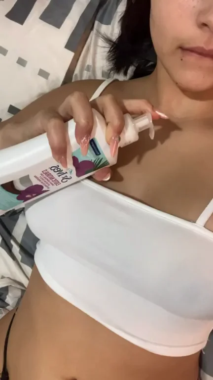 Latina Babe Lubes Up Her Juicy Tits, Craving Real Hands 😩💦