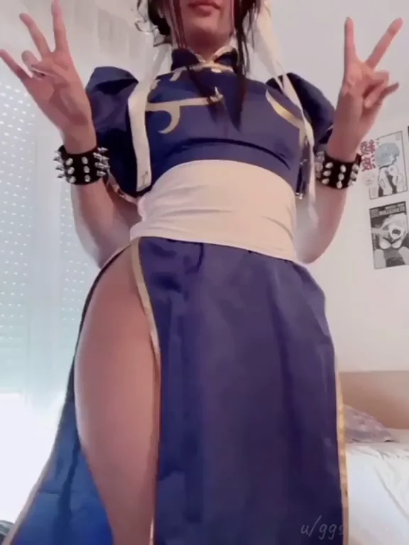 Chun-Li got something to show you [Steet Fighter] (ggsonlyxx)