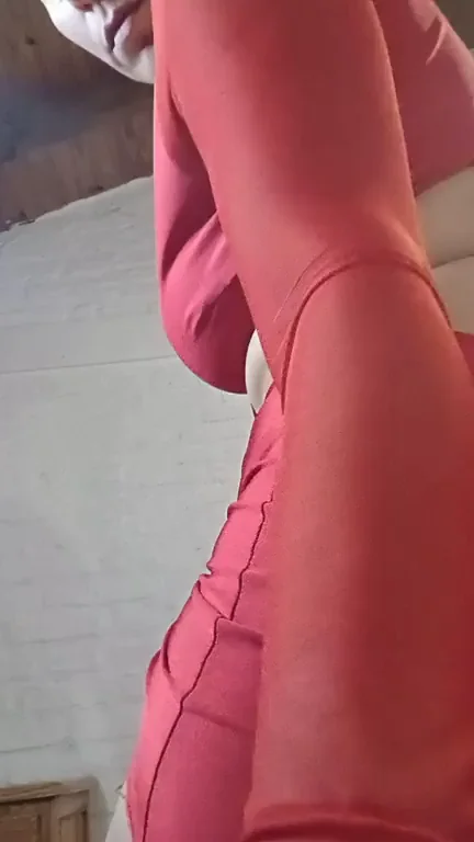 this drees lights up my ass