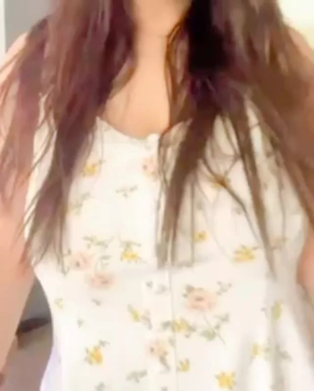Adelaide's Epic Natural Titty Drop 💦🍈🍈