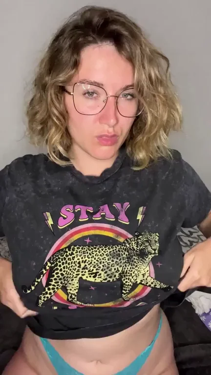 Flashing My Juicy Tits to the World 😍🍈🍈 [OC]